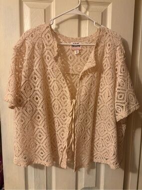 Light Cream Crochet Tie-Front Tunic Top by Collective Concepts